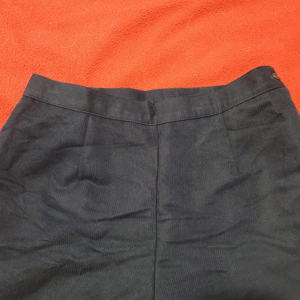 Signature By Jerell Navy Blue PInstripe Pleated Front Dress Pants 10 Lightweight